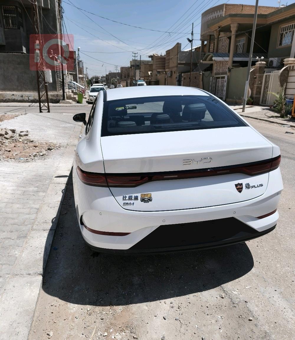 بي واي دي Qin Plus